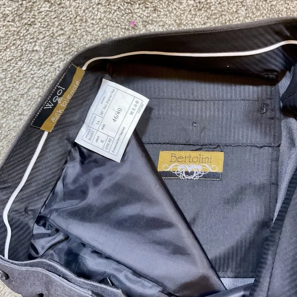 Bertolini 2pc‎ Suit Jacket Size 38R Pants 46/40 Sport Coat Blazer Wool Silk Gray